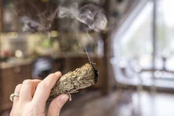 毎日行いたい浄化は、ホワイトセージ（Japanese White Sage cure）（セイジ・seiji・ヤクヨウサルビア・ハーブ・Salvia）による浄化（パワーストーン天然石ブレスレット）